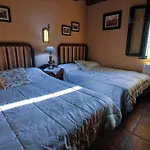 La Seguirilla Del Jerte * Casas del Castañar