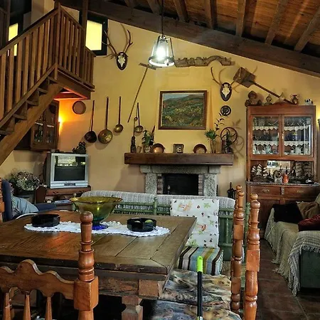 La Seguirilla Del Jerte * Casas del Castañar